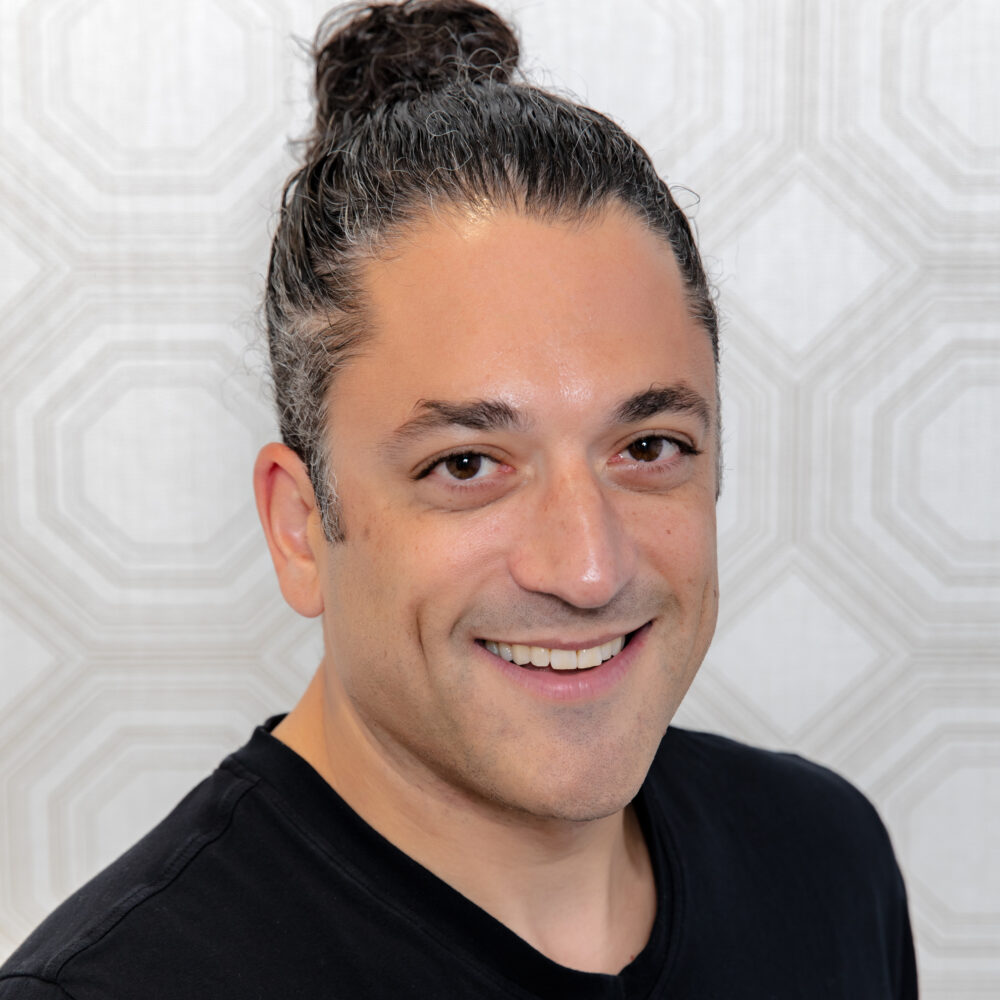Eduardo Clinic Manager